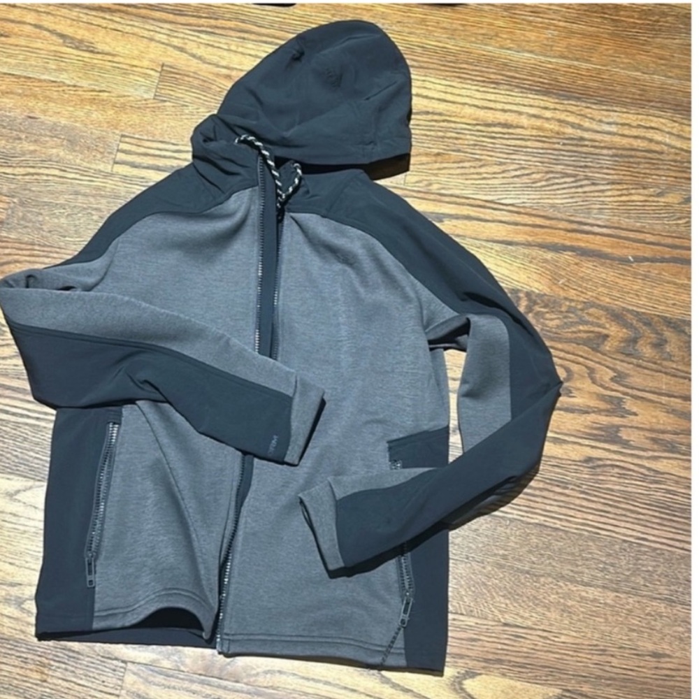 Under Armour Black Utility Jacket with Hood and Zipper - Picture 7 of 9